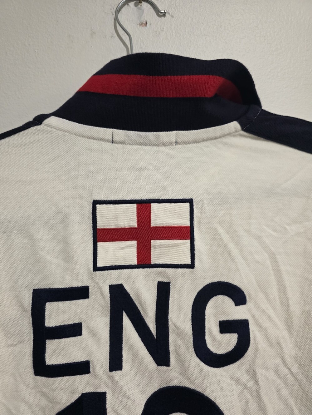 Polo Ralph Lauren England Flag Crest Custom Fit Polo Shirt Size Medium - Picture 3 of 16